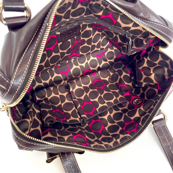 EUC ✨ Gucci Duchessa Leather Boston Bag! ✨ - Picture 5 of 14